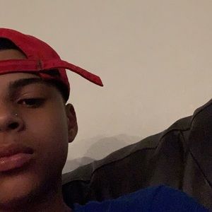 Meet your Posher, Luis